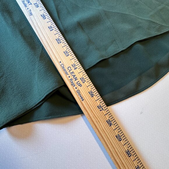 VTG Tory Burch Blouse Size 4 Sheer Green Silk Black Trim Gold Stud Detail - Picture 8 of 9